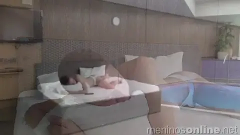 Twink soumis en jockstrap se fait utiliser