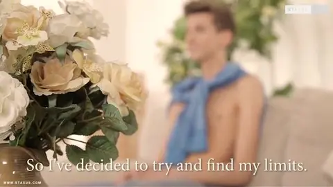 Il réalise son fantasme: double péné gay