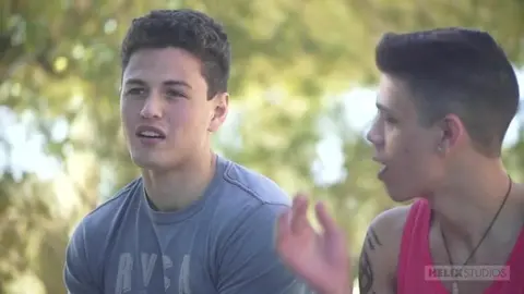 Dur de résister à ces deux American Boys bien chauds