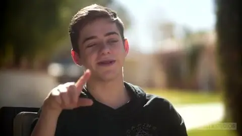 Bondage et domination entre twinks