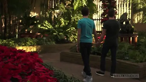 Jeune couple versatile qui baise