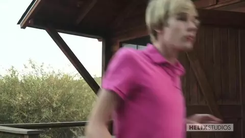 Sodomie sous la tente - HelixStudio