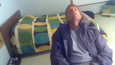 Suédois en branle sur sa cam