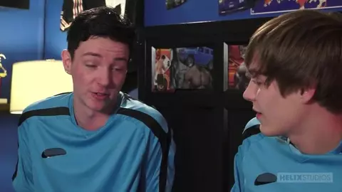 L’entraîneur excite les garçons