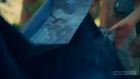 Trio entre amis au camping