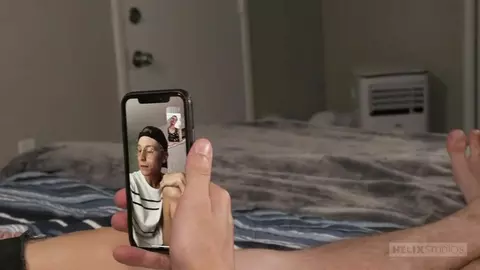 Il cocufie son mec avec son meilleur pote