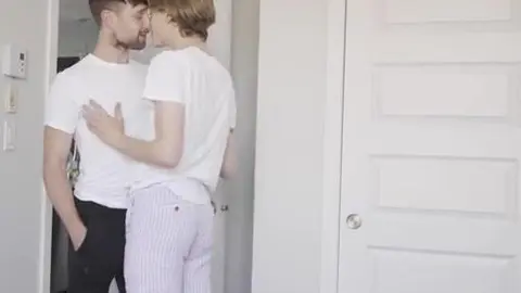 Adrian Hill sodomisé par son demi-frère Drew Dixon