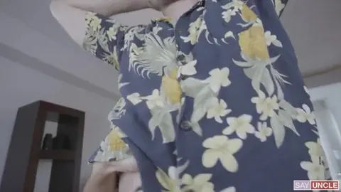 Ils baisent leurs neuveux !