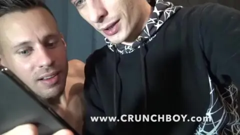 Sodomie hard avec un Espagnol macho