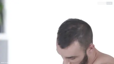 Incroyable triple pénétration gay - Alejandro Alvarez, Jace Reed, Johny Cruz & Xavi Duran