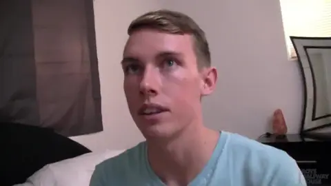 Petite salope à farcir