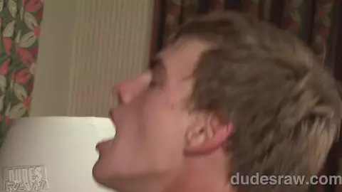 Quadra viril baise Noah Brooks