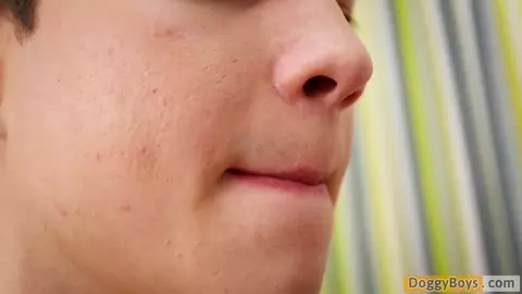 Jeu anal en solo — Adam Holub