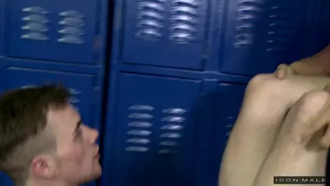 Le coach de gym m’excite — Lucca Killian & Rock