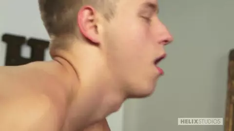 La première fois de Finn Carson — Noah White & Finn Carson