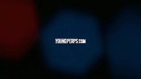 Voleur choppé et abusé par l'agent de sécurité