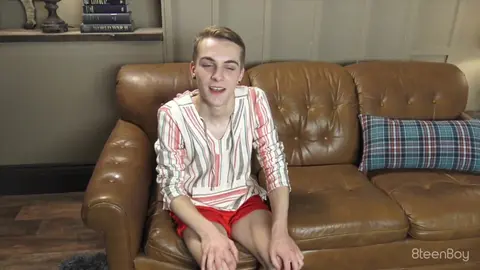 Drew Baker en solo branle