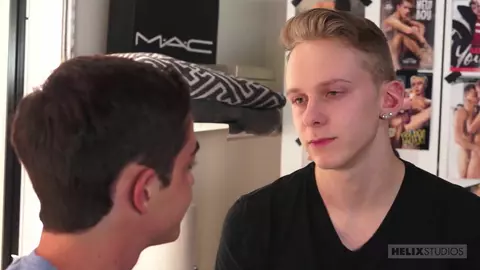 La première fois de Nathan Reed – Grayson Lange & Nathan Reed