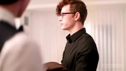 Plan cul à l’hôtel – Spencer Locke & Reece Jackson