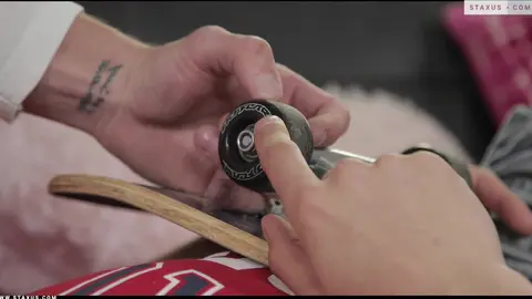 Skaters & Punks — Scène 2