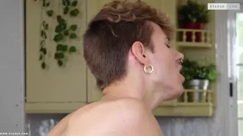 Décharge — Scène 4 — Craig Kennedy & Gabrix Volpe