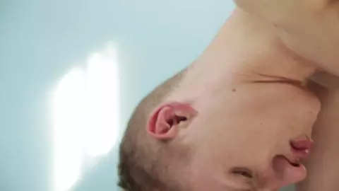 Lapins de Pâques 2019 - Rob Bisset, Lior Hod