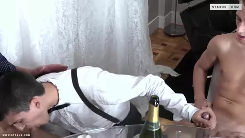 Beau gosse vidé par Chris Jansen & David Sky