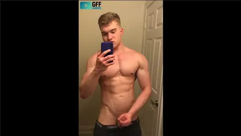 Alekxbrandt — rapide dans la salle de bain