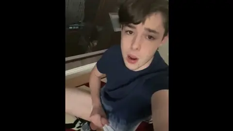 Gaytwink0001 — branlette solo