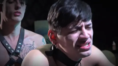 Sly Conan, Gil Donovan – Engrossé le twink gémissant (18+)