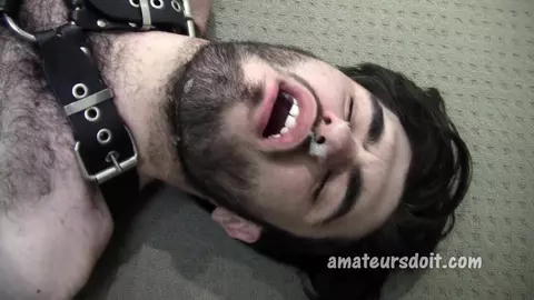 Dane et Mitch jouent avec des jouets — Partie 2