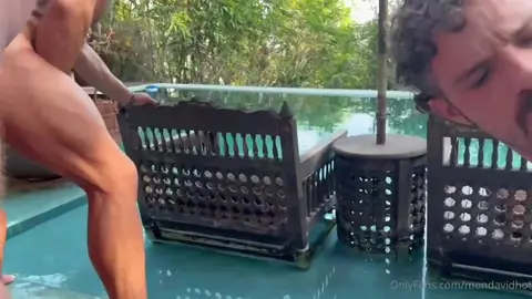 Fête bareback sauvage – Des minets baisent et s'ensemencent toute la nuit