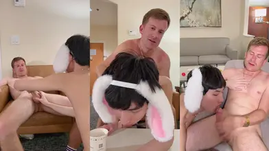 Le minet lapin de Pâques avale une grosse bite