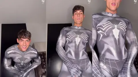 Levy Van Wilgen – Bosse Visible dans un Bodysuit Spider-Man