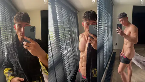 Levy Van Wilgen Striptease Miroir Jusqu'À Ses Boxers