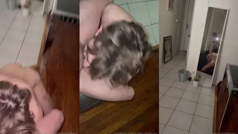 Baisé dans la Bouche dans la Cuisine