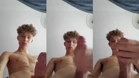 POV Selfie: Je me filme en train de me branler pour toi