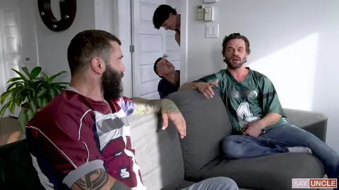 James Fox, Harvey Sin, Markus Kage & Edward Terrant – Échange de dette du Super Bowl