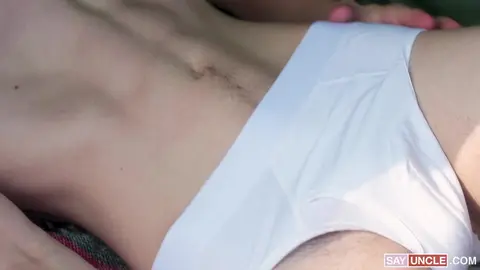 Texas Twink, Johnny Donovan – Coup de projecteur de décembre : chevauchée à la Brokeback avec Texas Twink