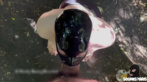 HectorXXL28 – Pipe Gay dans un Parc Public – Drague en Extérieur à Paris