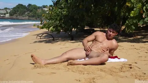 Emilio Reynolds est notre modèle de la semaine !
