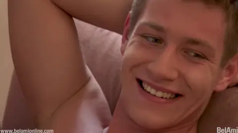 Clint Newman est notre modèle de la semaine !