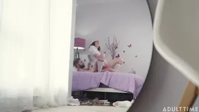 Le femboy tennisman prend un grand chelem dans le cul