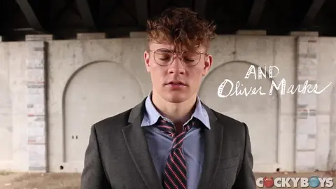 UN LIEU SECRET : Carter Collins et Oliver Marks