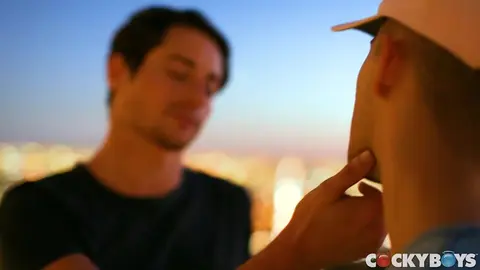 Cartes postales de Los Angeles : Sean Ford et Taylor Reign