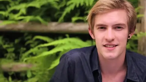 Jaxon Radoc : Tu veux devenir un CockyBoy ?