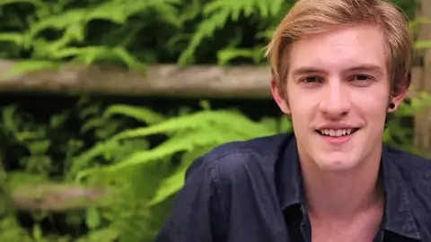 Jaxon Radoc : Tu veux devenir un CockyBoy ?