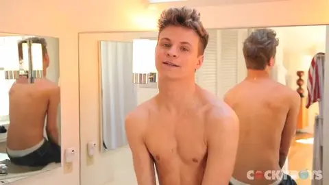 Max Ryder prend le contrôle de CockyBoys !