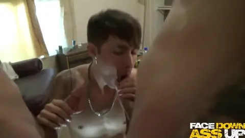 WR3CK A H0L3