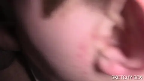 DÉCONNE UN PEU